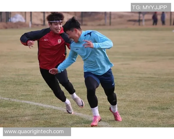 聚焦山东泰安足球球星成长历程与奋斗故事展现地方体育精神力量